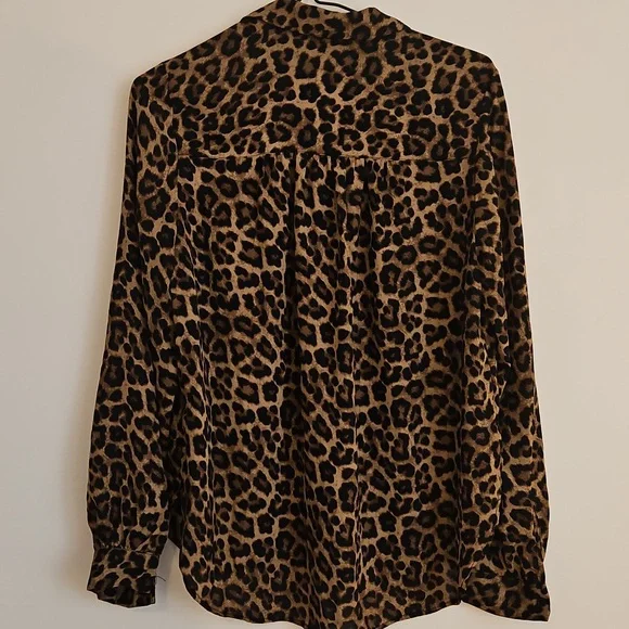 Leopard Print Button-Down Shirt - Picture 5 of 8